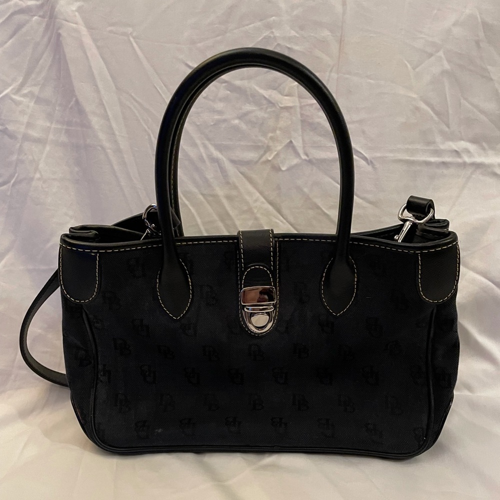 Dooney & Bourke Satchel Bag 🖤